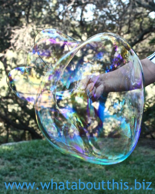 Homemade Bubble soultion and Bubble Wands